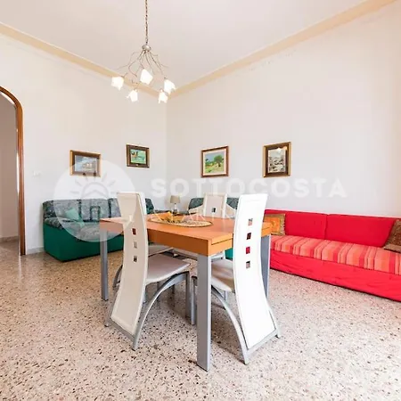 Апартаменты Rosa's Flat -