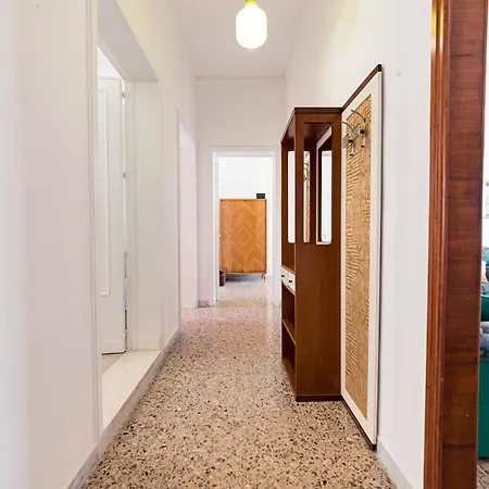 Rosa's Flat - *