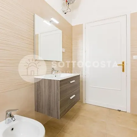 Rosa's Flat - San Foca