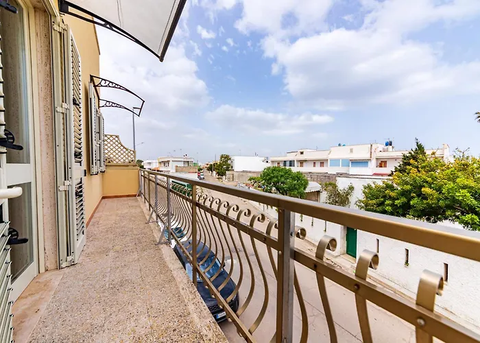 Rosa's Flat -